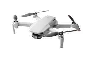 Nos cursos de drone a Drone Paulista utiliza DJI Mini SE